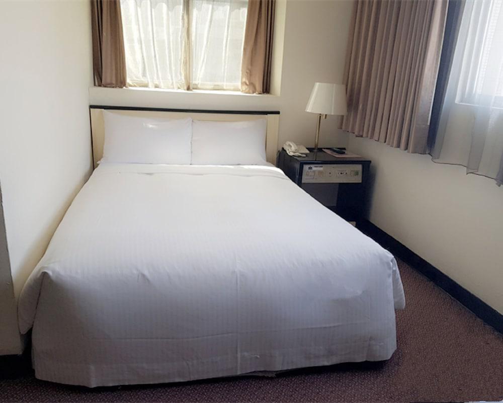 Onetel - Ximen Hotel Zhonghe  Eksteriør billede