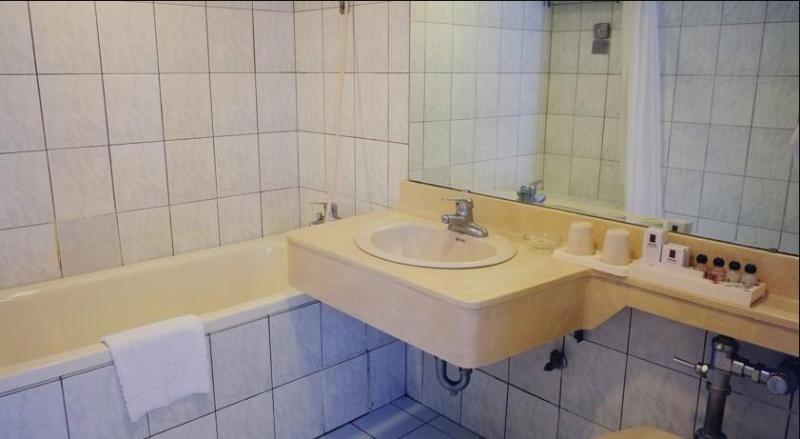 Onetel - Ximen Hotel Zhonghe  Eksteriør billede